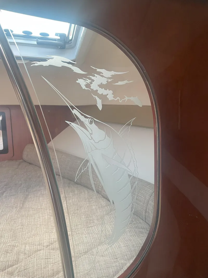 Slide: The Image of Glass Artwork - 35