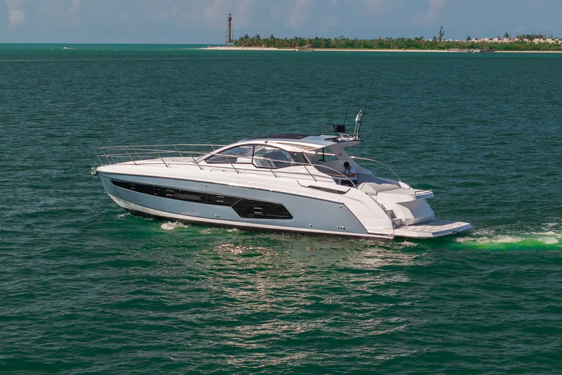 The Image of Azimut A45 2027 - 1