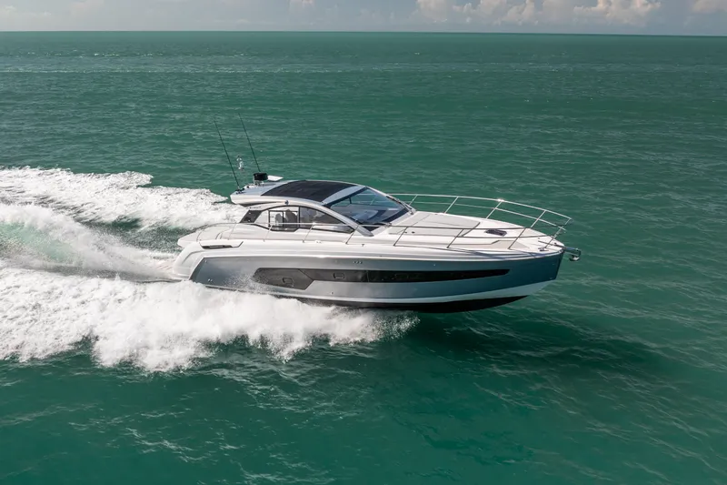 Slide: The Image of Azimut A45 2027 - 0