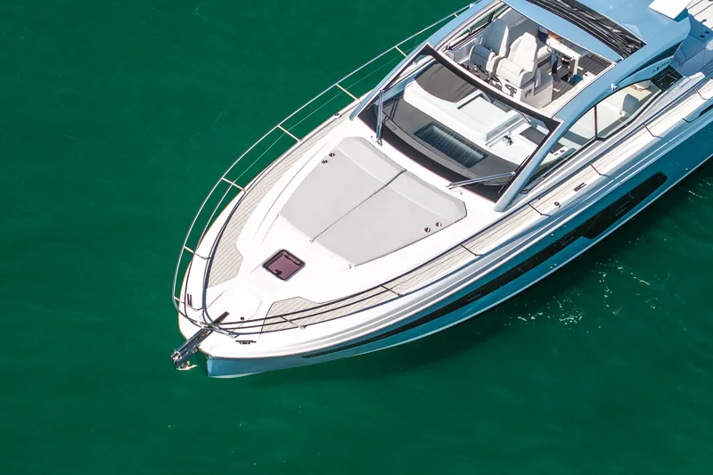 Slide: The Image of Azimut A45 2027 - 39