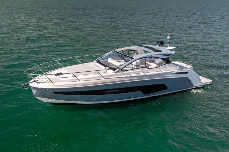 Slide: The Image of Azimut A45 2027 - 40