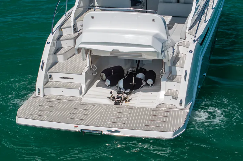 Slide: The Image of Azimut A45 2027 - 5