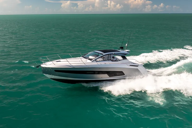 Slide: The Image of Azimut A45 2027 - 2