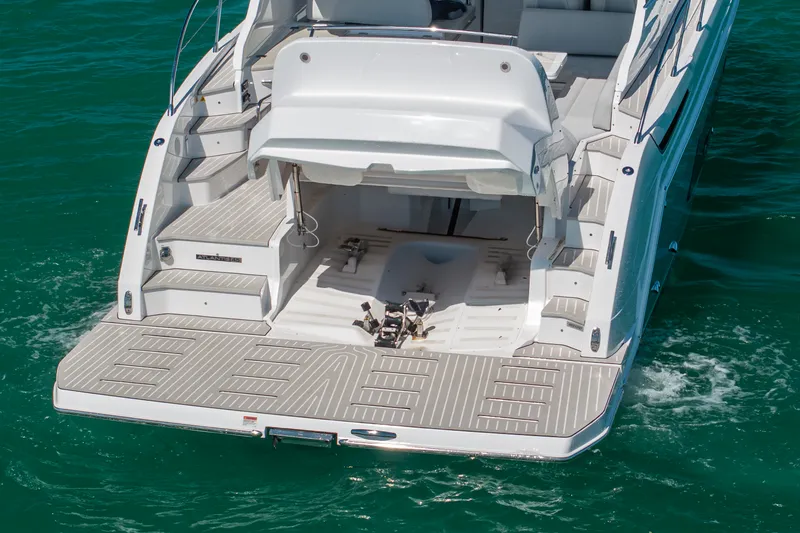 Slide: The Image of Azimut A45 2027 - 5