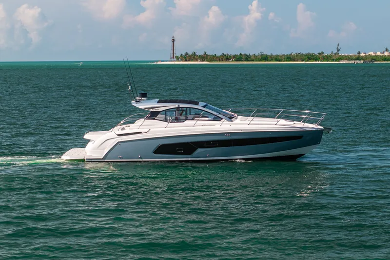 Slide: The Image of Azimut A45 2027 - 42