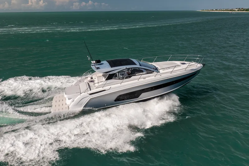 Slide: The Image of Azimut A45 2027 - 44