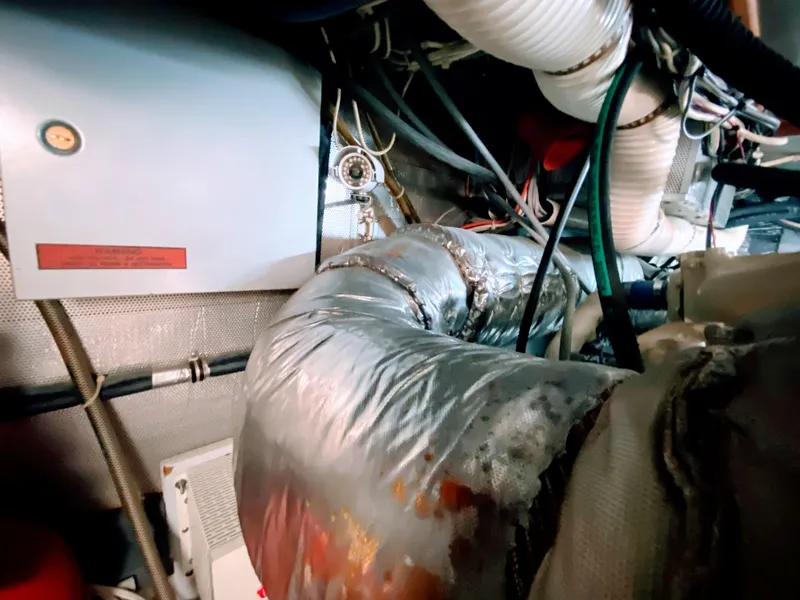 Slide: The Image of Bertram 58 Flybridge Motor Yacht 1986 - 120