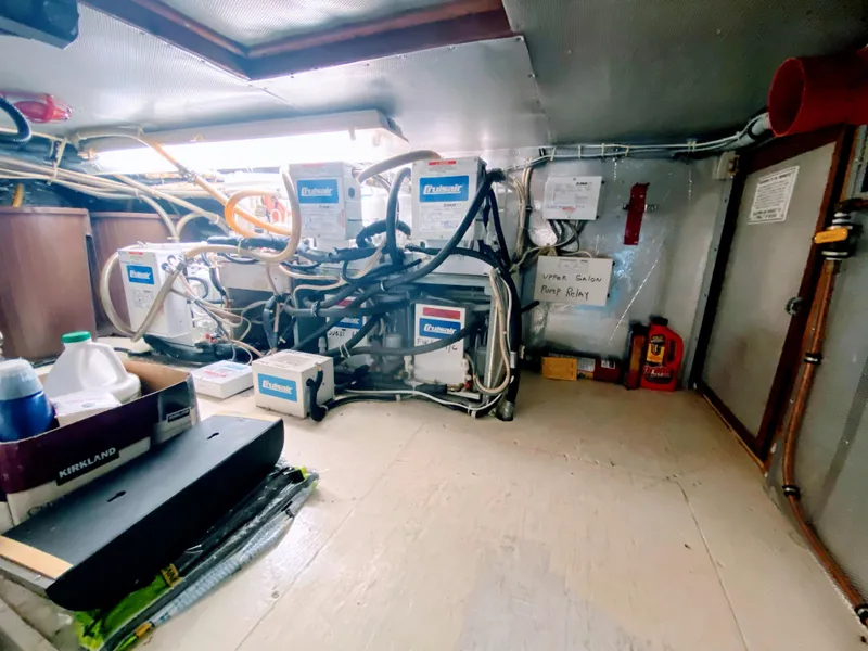 Slide: The Image of Bertram 58 Flybridge Motor Yacht 1986 - 130