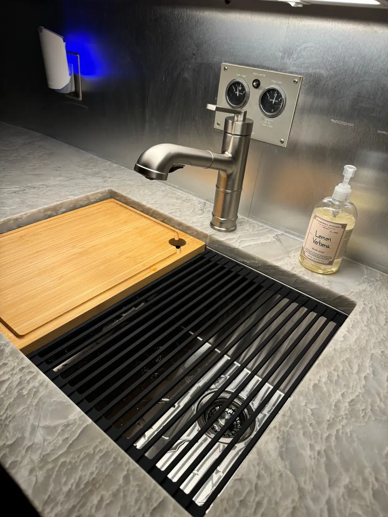 Slide: The Image of Bertram 58 Flybridge Motor Yacht 1986 - 86