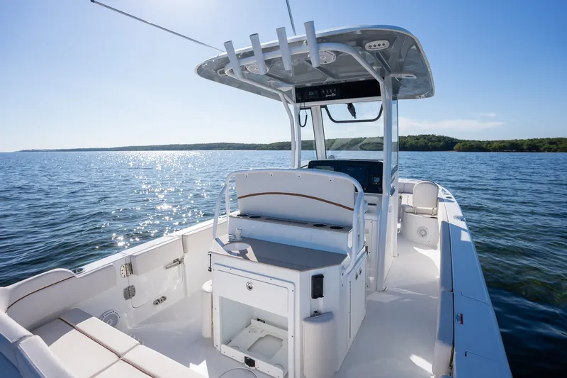 Slide: The Image of Sea Hunt ESCAPE 27 2021 - 15