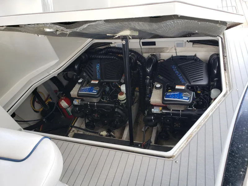 Slide: The Image of 2008 Crownline 34 CR - 18