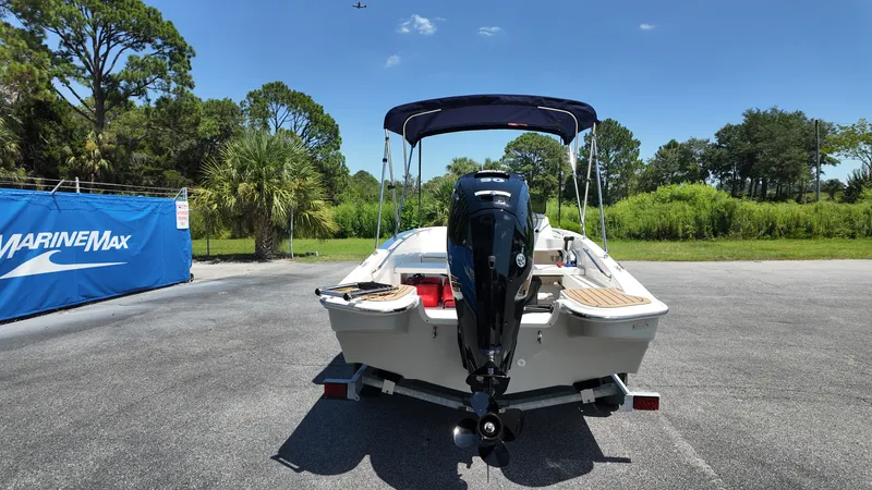 Slide: The Image of Boston Whaler 160 Super Sport 2027 - 2