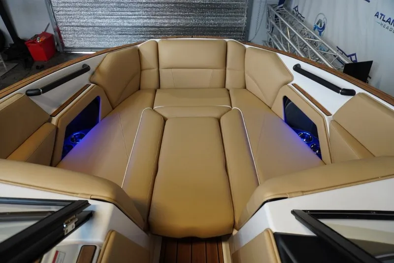 Slide: The Image of Moomba Craz 2023 - 11