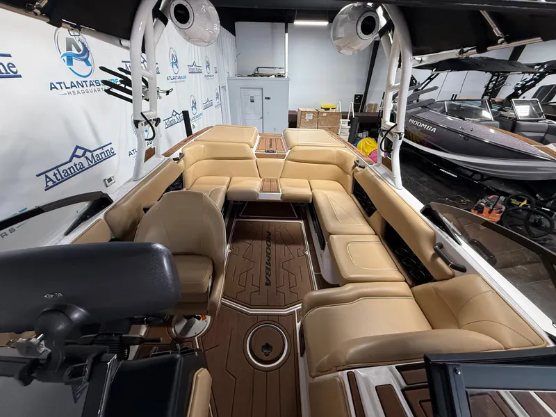 Slide: The Image of Moomba Craz 2023 - 17