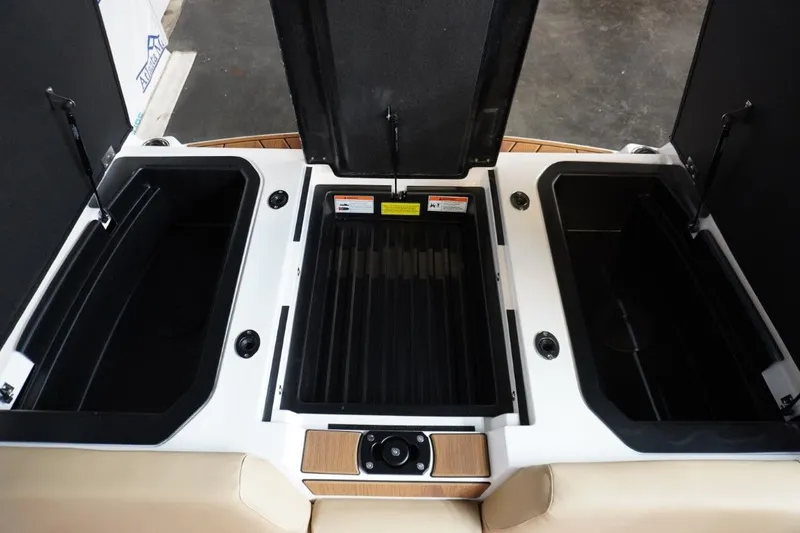 Slide: The Image of Moomba Craz 2023 - 21