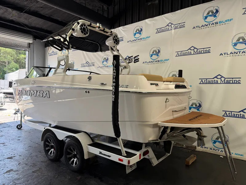 Slide: The Image of Moomba Craz 2023 - 3