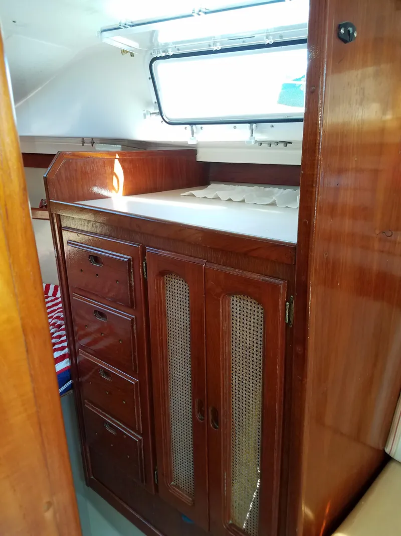 Slide: The Image of Laguna 30 1986 - 11