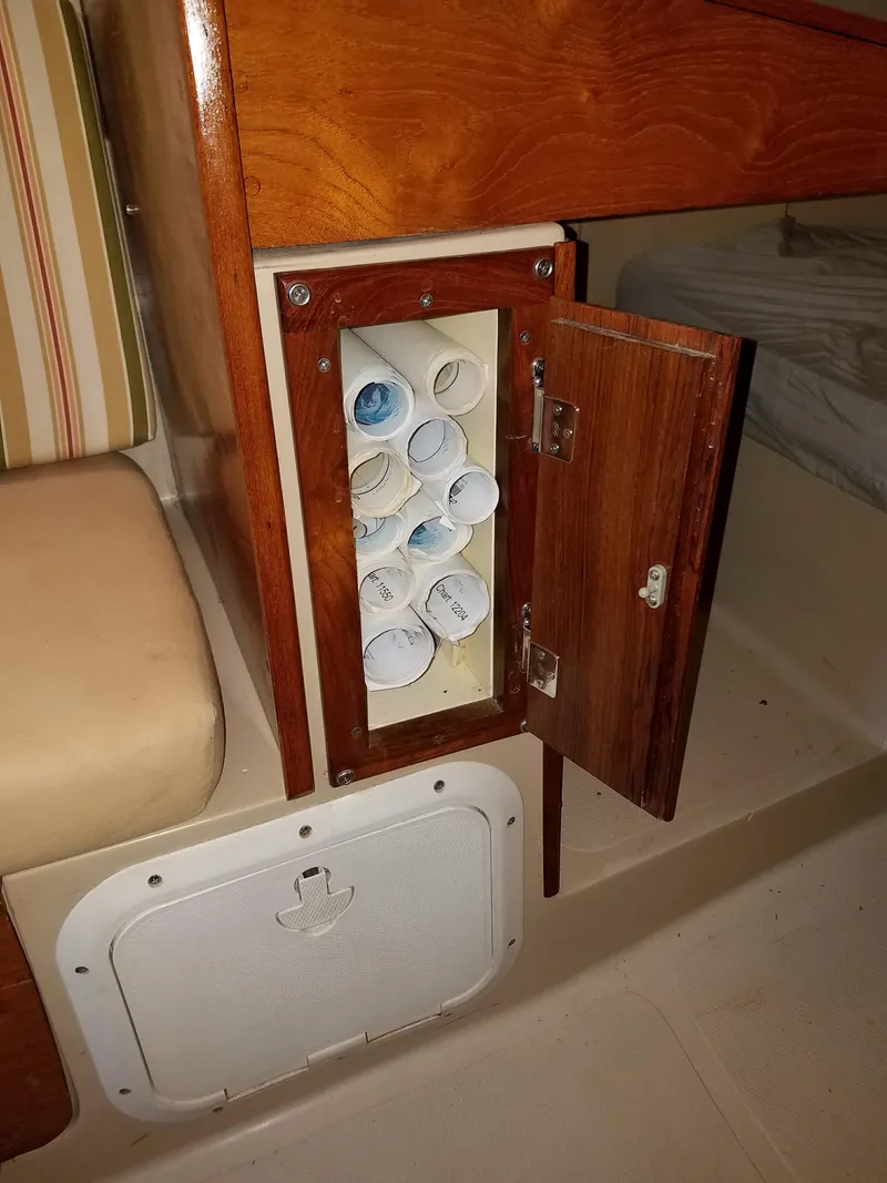 Slide: The Image of Laguna 30 1986 - 14