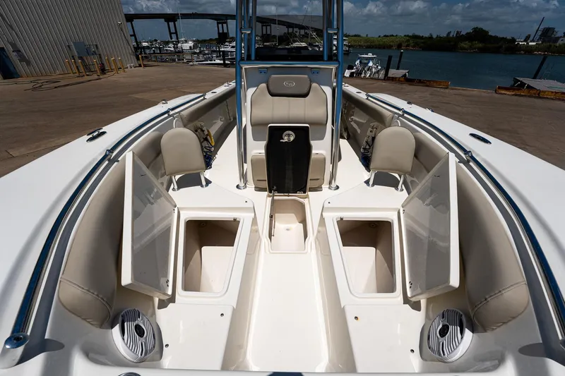 Slide: The Image of Key West 244 Center Console 2021 - 51