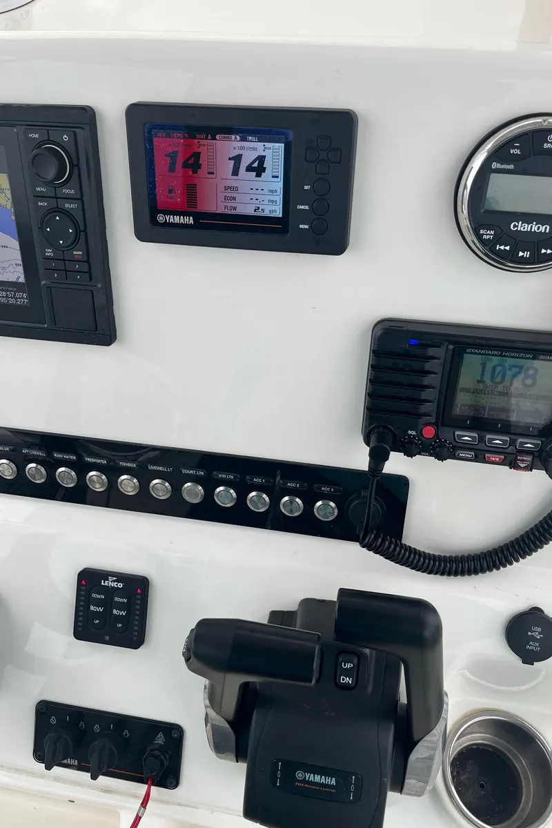 Slide: The Image of Key West 244 Center Console 2021 - 74