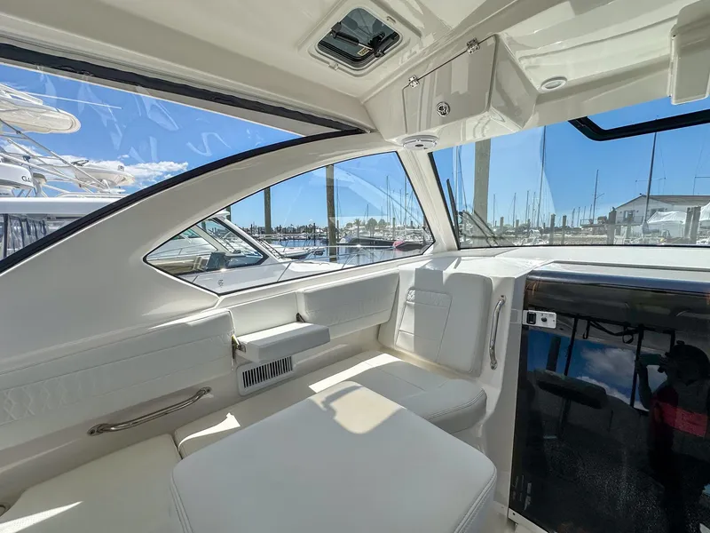 Slide: The Image of Pursuit OS 355 2022 - 57