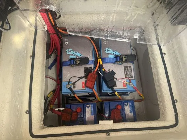 Slide: The Image of Pathfinder 2500 Hybrid 2023 - 15