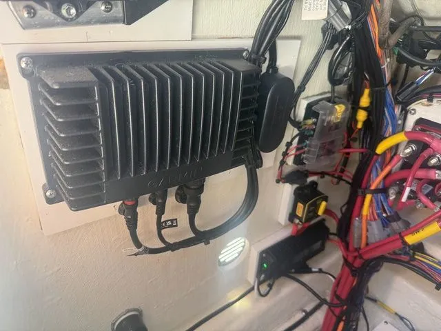 Slide: The Image of Pathfinder 2500 Hybrid 2023 - 17