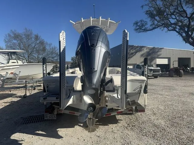 Slide: The Image of Pathfinder 2500 Hybrid 2023 - 5