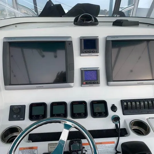 Slide: The Image of Regulator Marine 34SS 2009 - 12