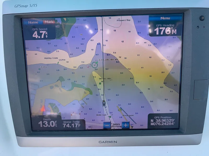 Slide: The Image of Regulator Marine 34SS 2009 - 21