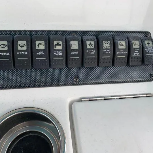 Slide: The Image of Regulator Marine 34SS 2009 - 7