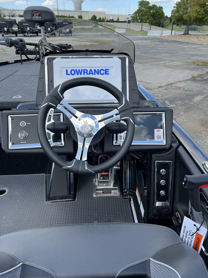 Slide: The Image of 2024 Ranger Z521R Ranger Cup Equipped boat dashboard with Lowrance electronics. - 5