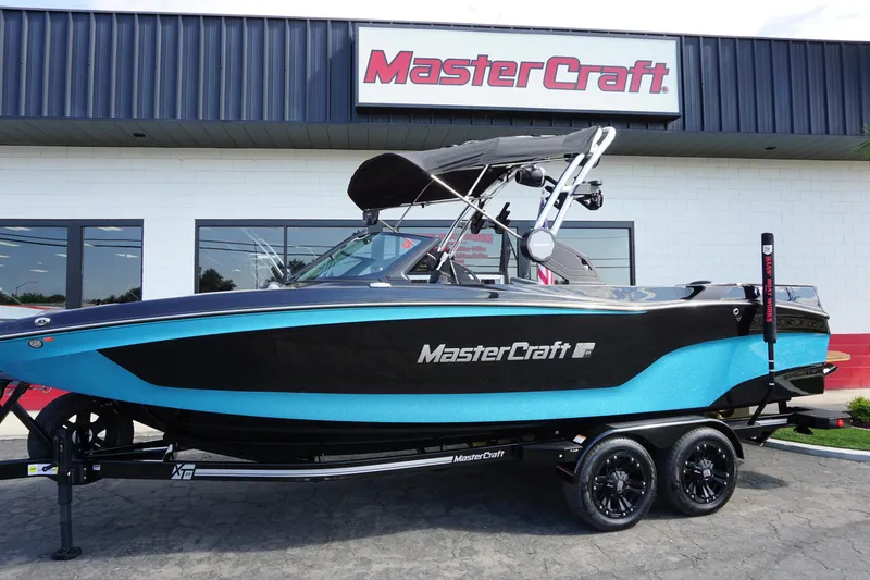 Slide: The Image of MasterCraft XT24 - Closeout 2024 - 3