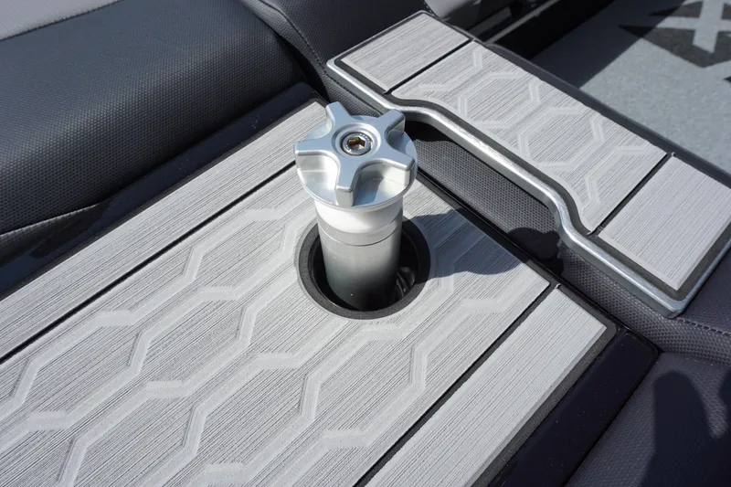 Slide: The Image of MasterCraft XT24 - Closeout 2024 - 39