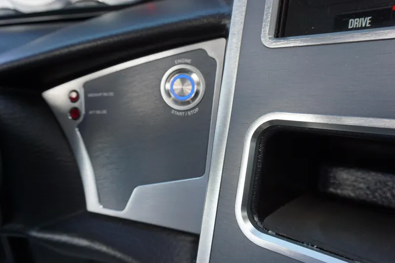 Slide: The Image of MasterCraft XT24 - Closeout 2024 - 50