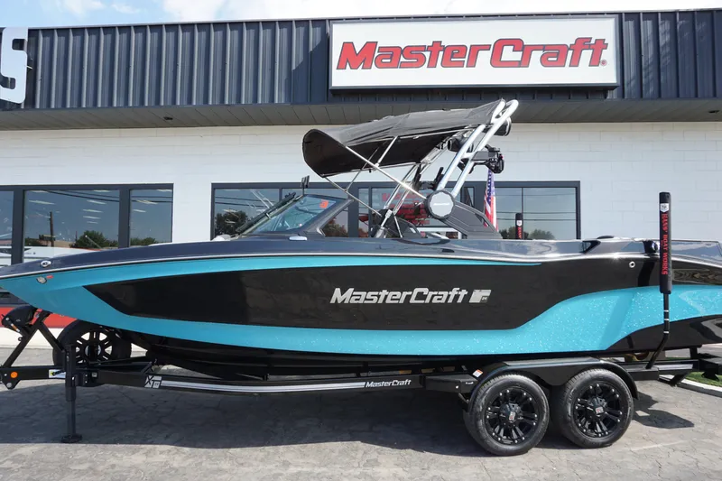 Slide: The Image of MasterCraft XT24 - Closeout 2024 - 7