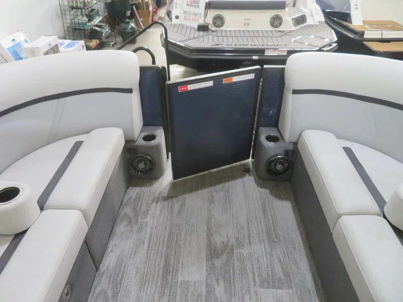 Slide: The Image of Crest Classic DLX 220 SLC 2024 - 7