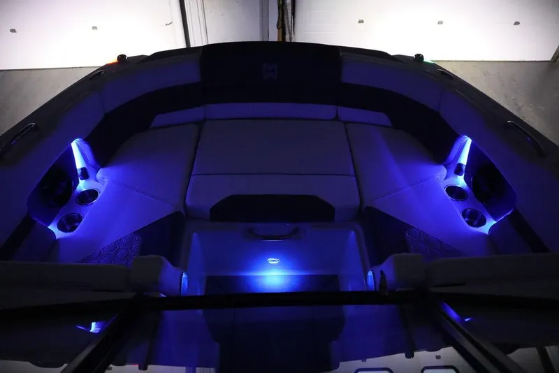 Slide: The Image of Heyday H20 2024 - 72