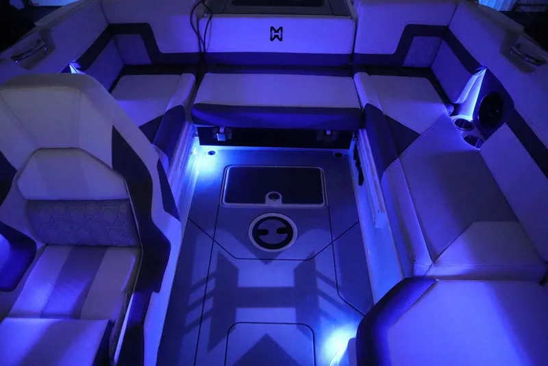 Slide: The Image of Heyday H20 2024 - 78