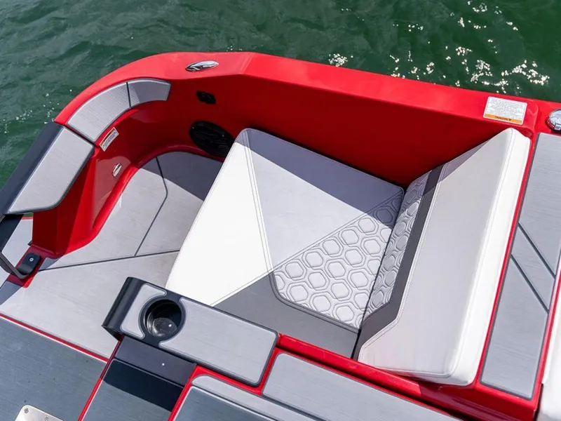 Slide: The Image of Heyday Wake Boats H20 2024 - 88