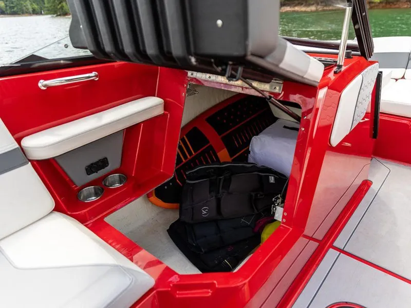 Slide: The Image of Heyday Wake Boats H20 2024 - 90