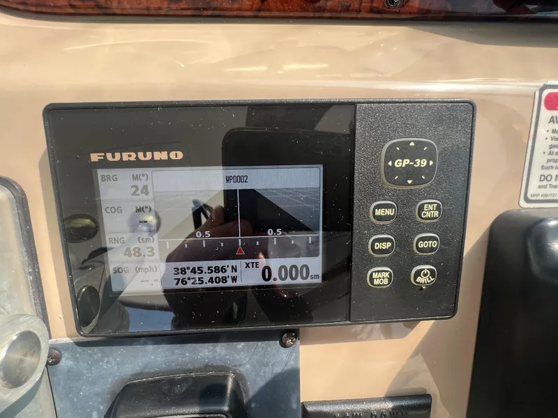 Slide: The Image of Furuno GP-39 GPS display on a 2000 Sea Ray 540 Sundancer boat. - 14