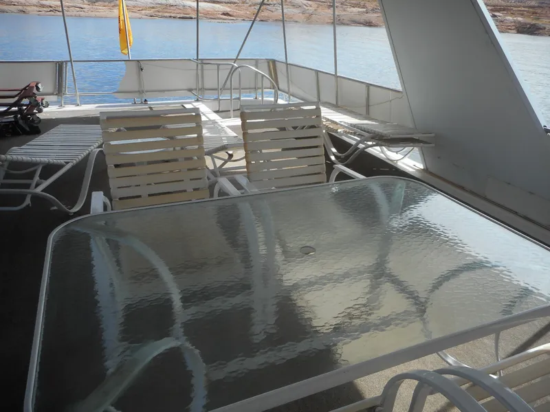 Slide: The Image of Outdoor seating area on 1995 Stardust Cruisers The Verdict houseboat. - 47