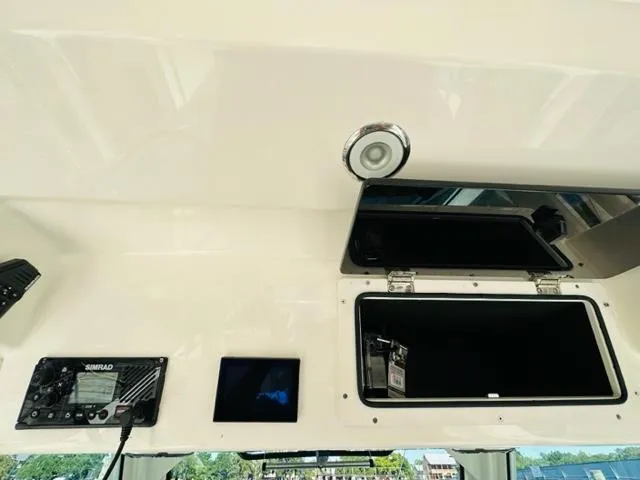 Slide: The Image of Boston Whaler 360 Outrage 2023 - 54