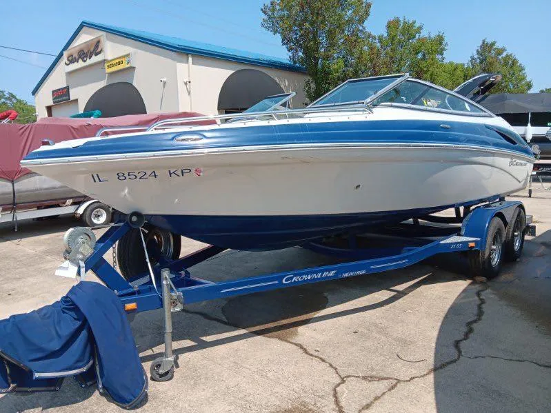 Slide: The Image of Crownline Boats 21 SS 2012 - 12