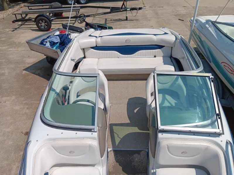 Slide: The Image of Crownline Boats 21 SS 2012 - 3