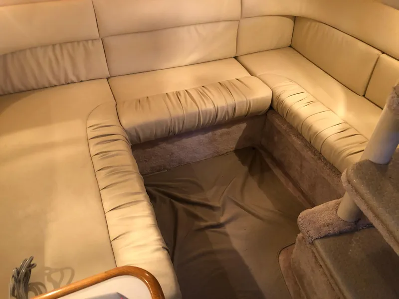 Slide: The Image of Sea Ray 340 Sundancer 2000 - 42