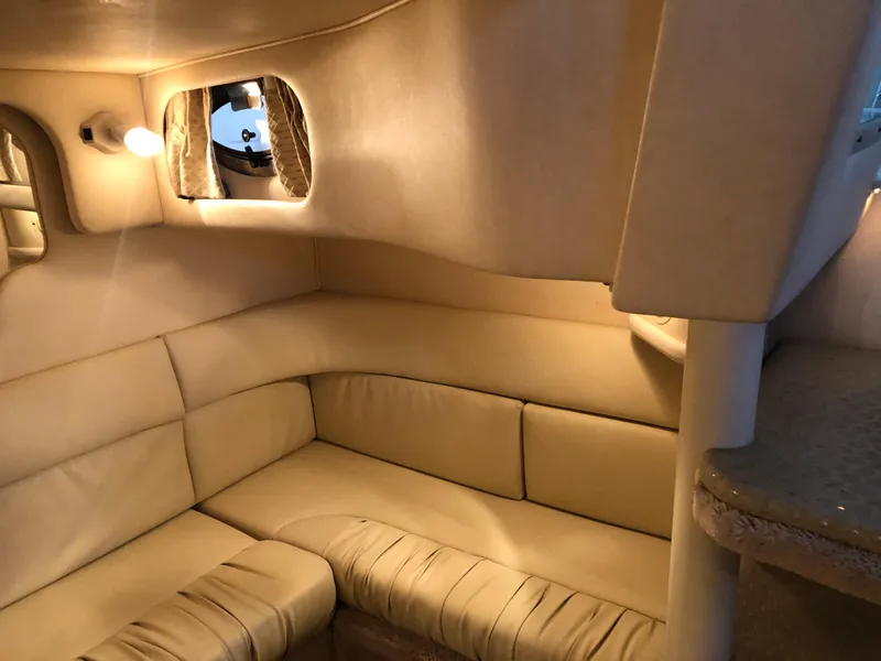 Slide: The Image of Sea Ray 340 Sundancer 2000 - 43