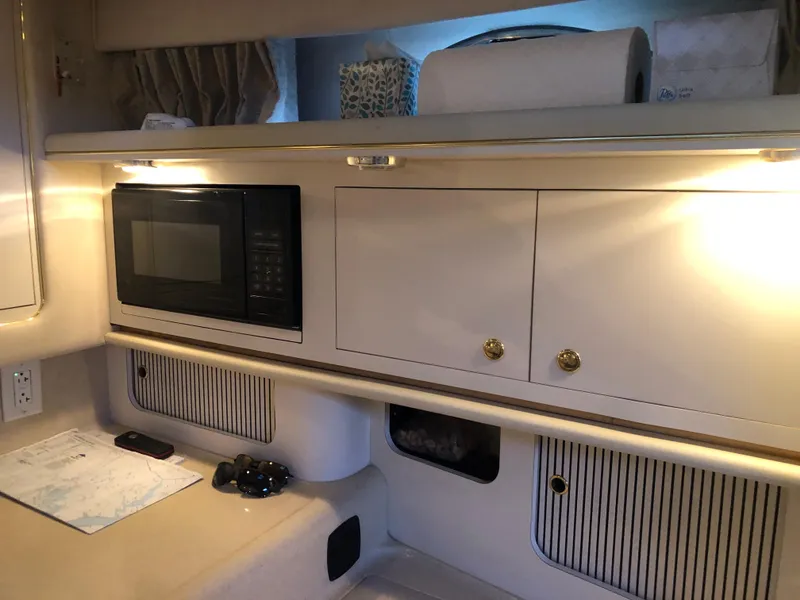 Slide: The Image of Sea Ray 340 Sundancer 2000 - 52