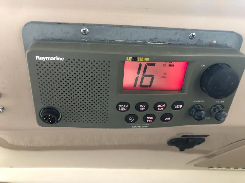 Slide: The Image of Sea Ray 340 Sundancer 2000 - 64